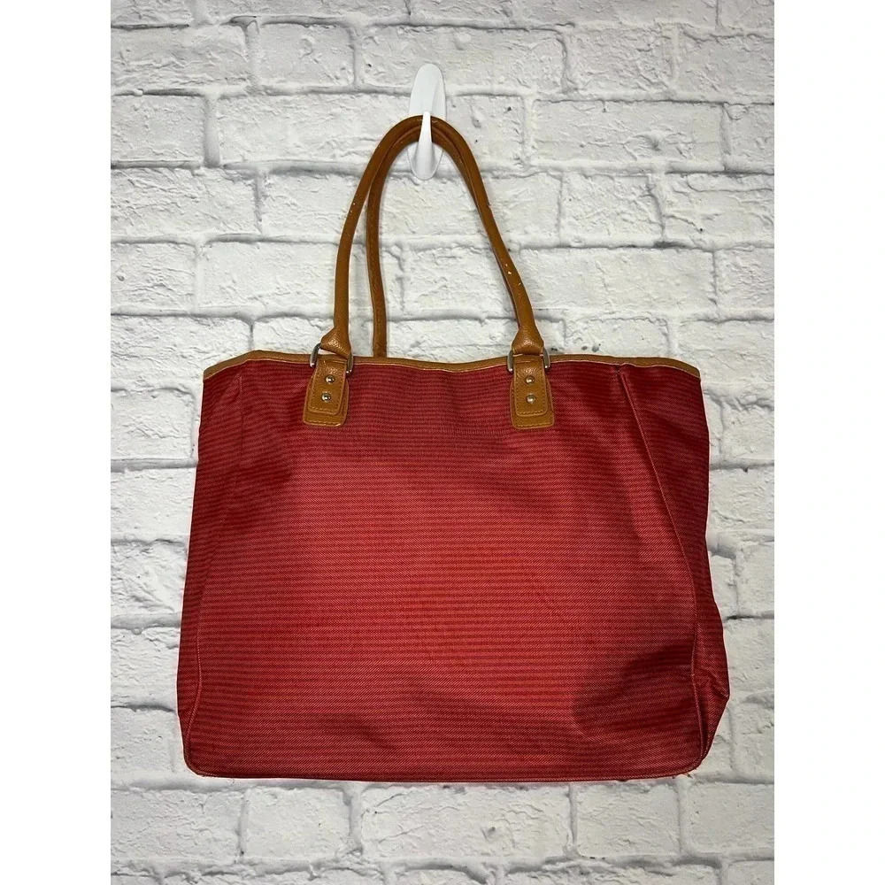 Jessica Simpson Breton pop weekender tote. - Picture 2 of 9